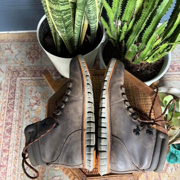 Cole Haan ZERØGRAND Waterproof Hiker Brown leather hiking boots 10 - Picture 7 of 8